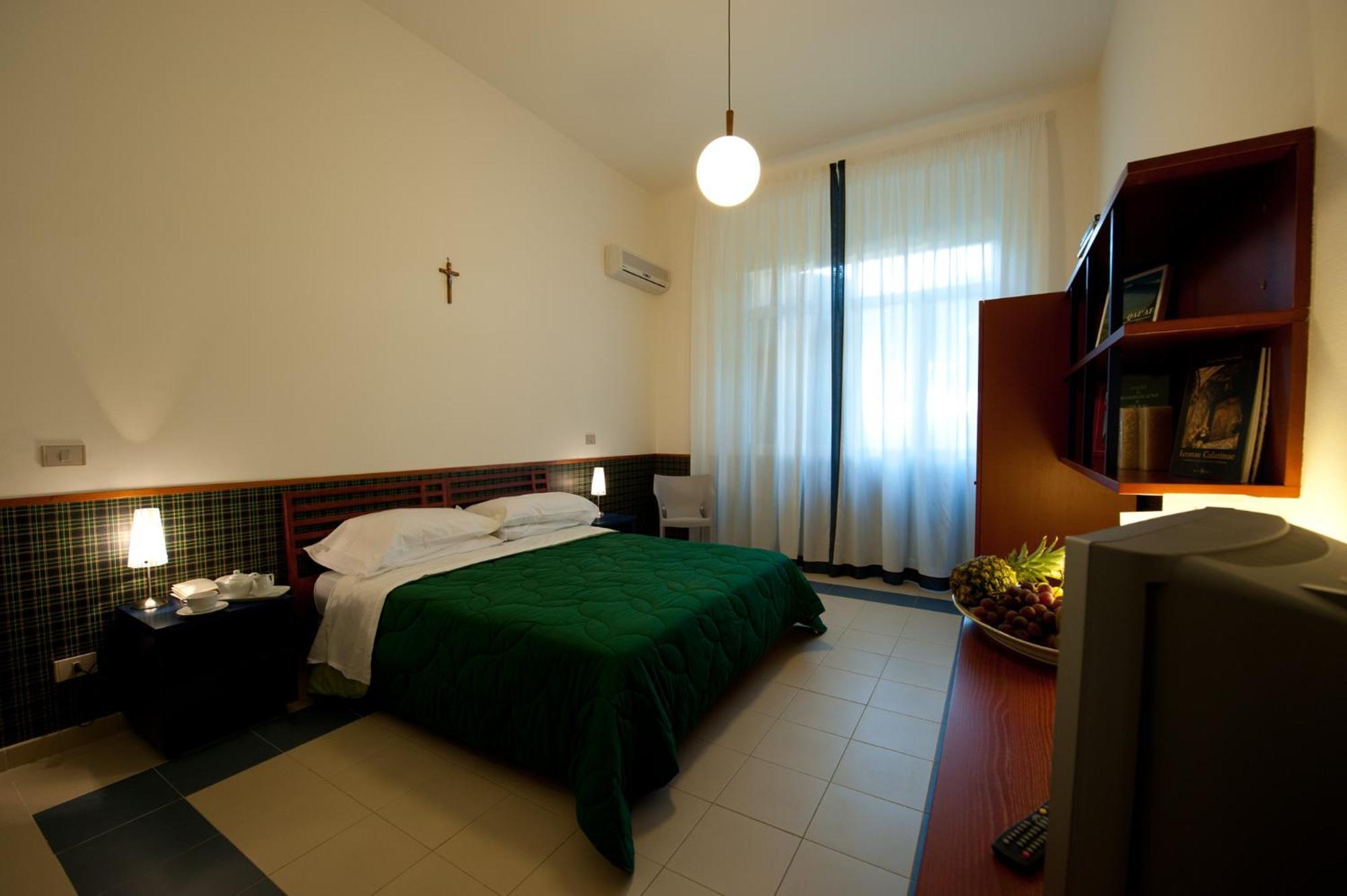 Hotel Villa Sturzo 卡尔塔吉罗 外观 照片