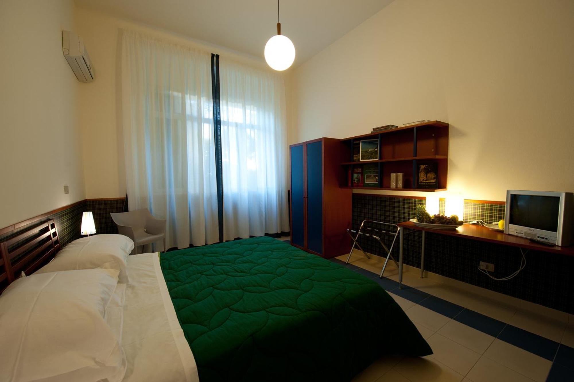 Hotel Villa Sturzo 卡尔塔吉罗 外观 照片